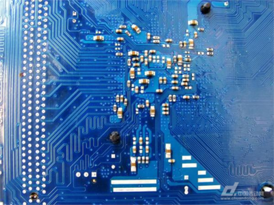 臺積電10納米芯片試產成功，開啟集成電路新紀元——從制程突破看產業發展與未來趨勢